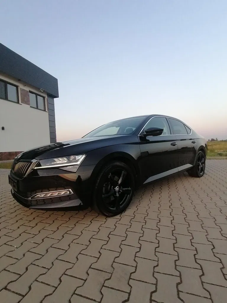 Zdjęcie: 2021 Skoda Superb