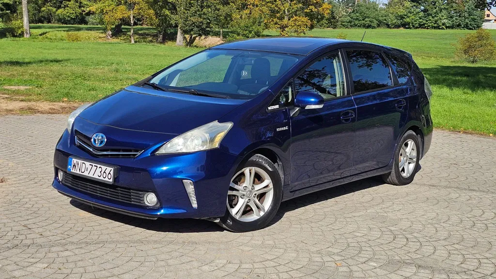 Zdjęcie: 2013 Toyota Prius+