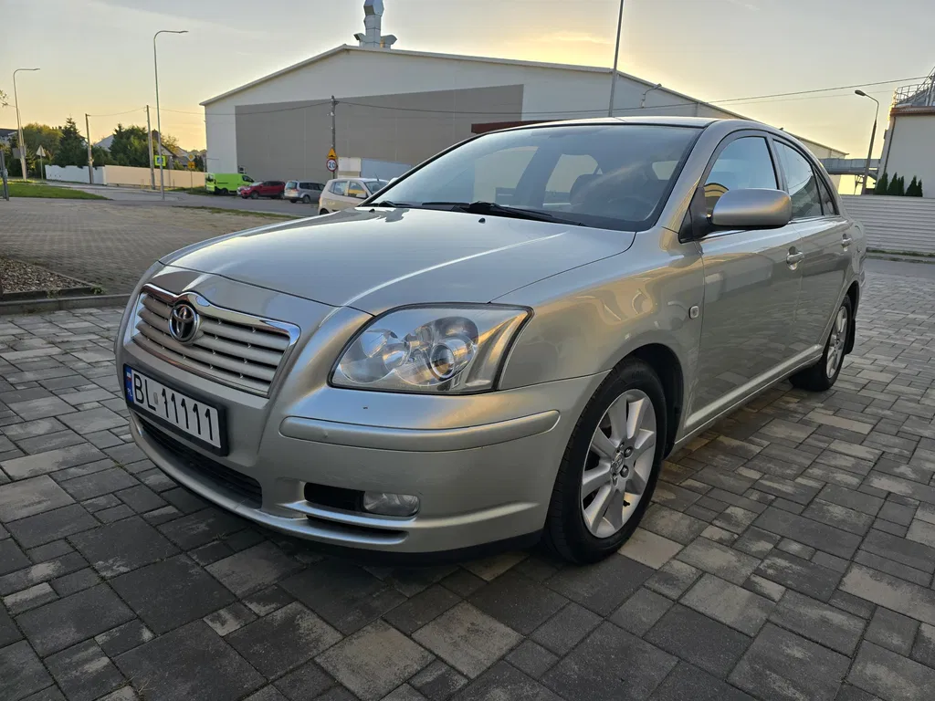 Zdjęcie: 2004 Toyota Avensis