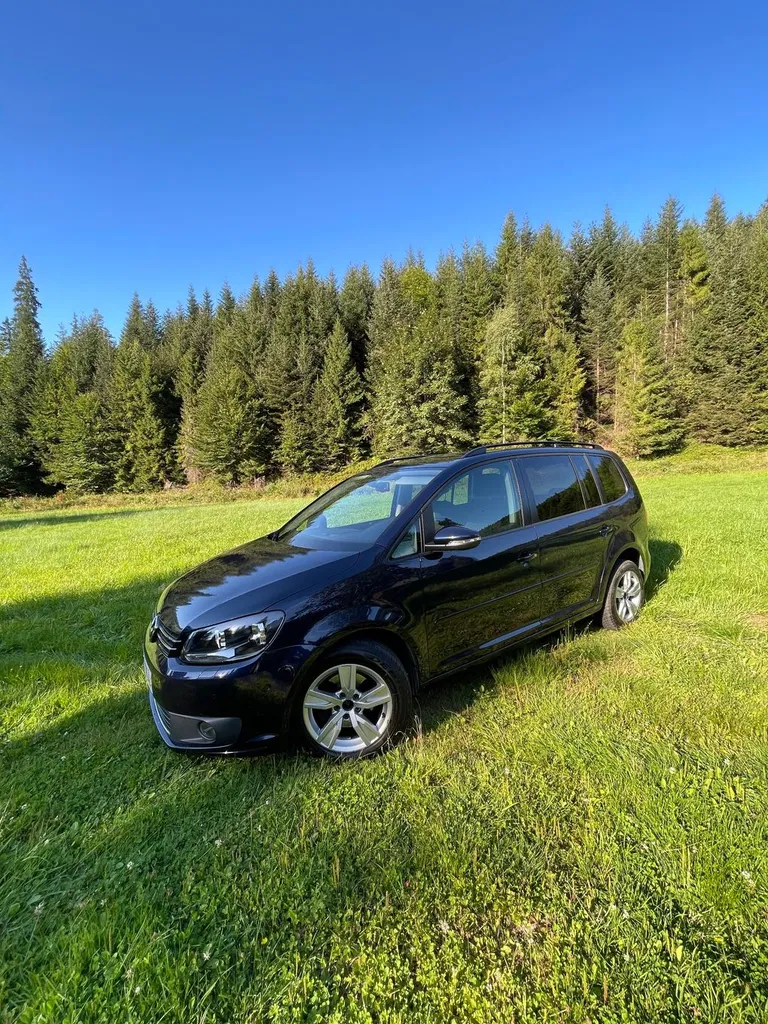 Zdjęcie: 2014 Volkswagen Touran