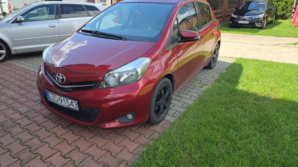 Zdjęcie: 2011 Toyota Yaris