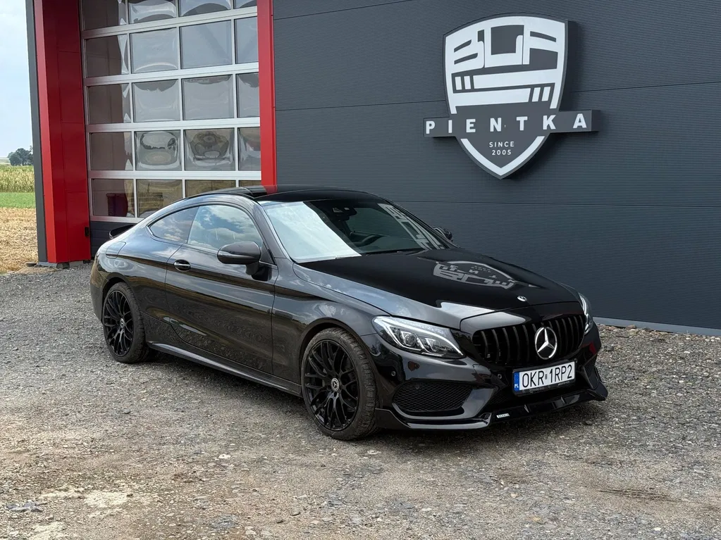 Zdjęcie: 2016 Mercedes-Benz C Klasa