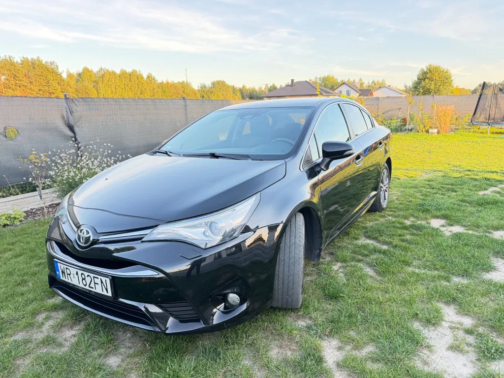 Zdjęcie: 2015 Toyota Avensis