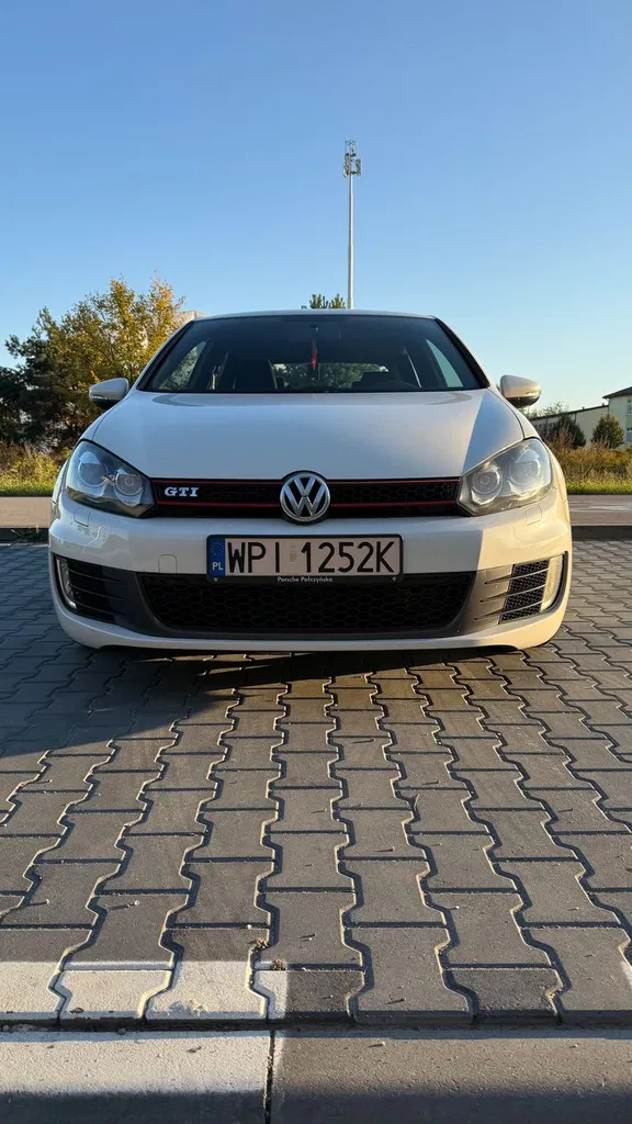 Zdjęcie: 2010 Volkswagen Golf