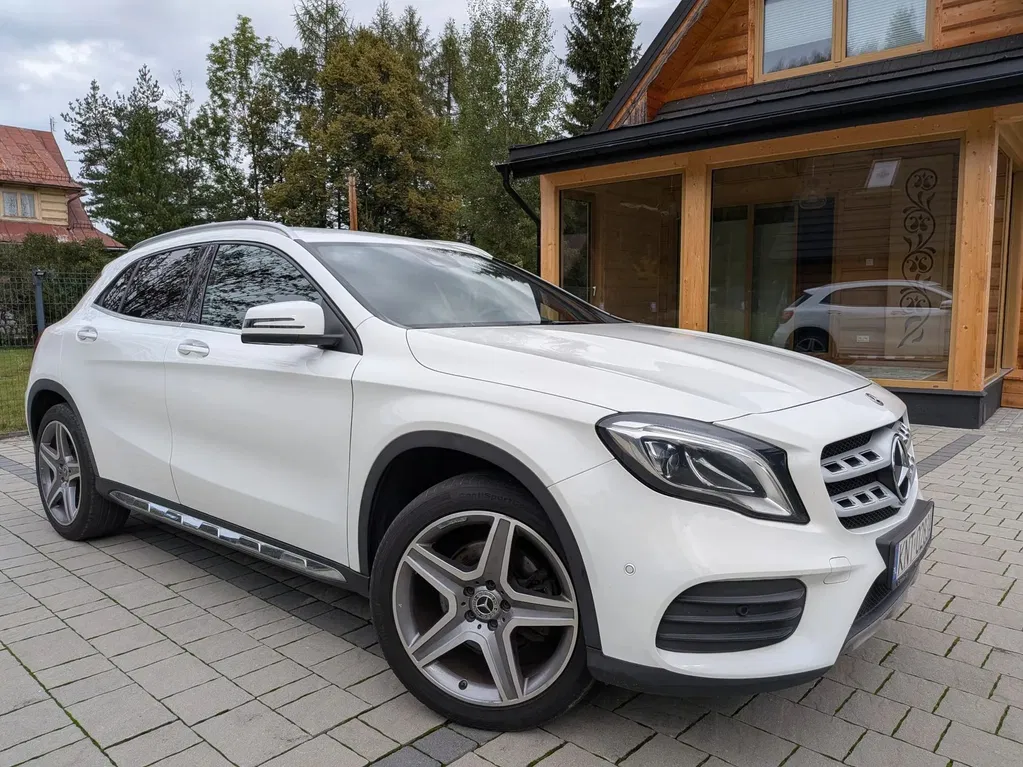 Zdjęcie: 2018 Mercedes-Benz GLA