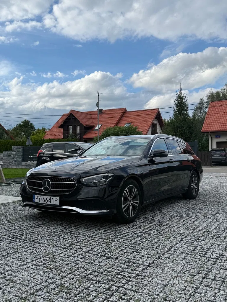 Zdjęcie: 2021 Mercedes-Benz E Klasa