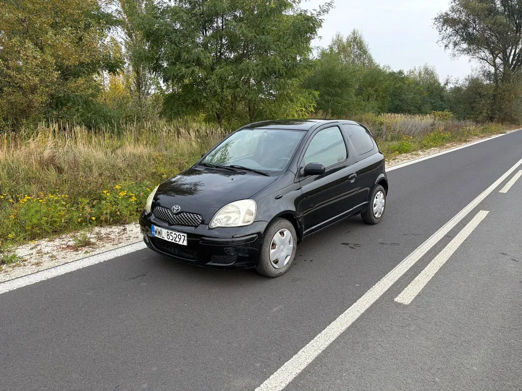 Zdjęcie: 2003 Toyota Yaris