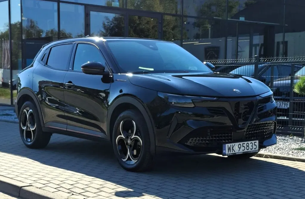 Zdjęcie: 2025 Alfa Romeo Junior