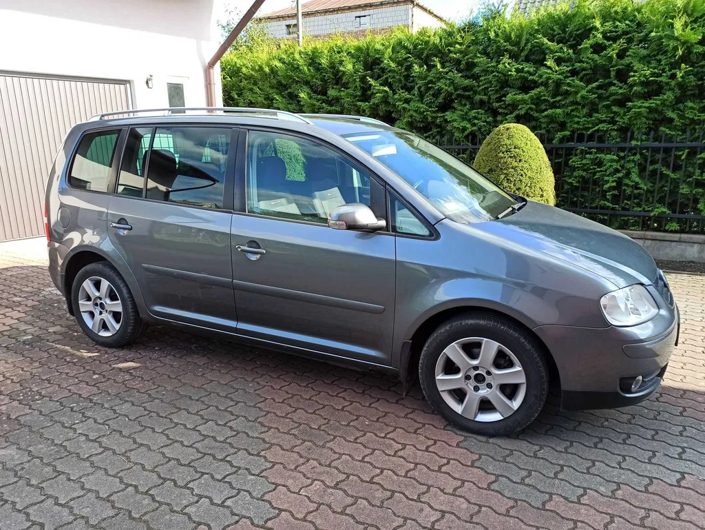 Zdjęcie: 2004 Volkswagen Touran