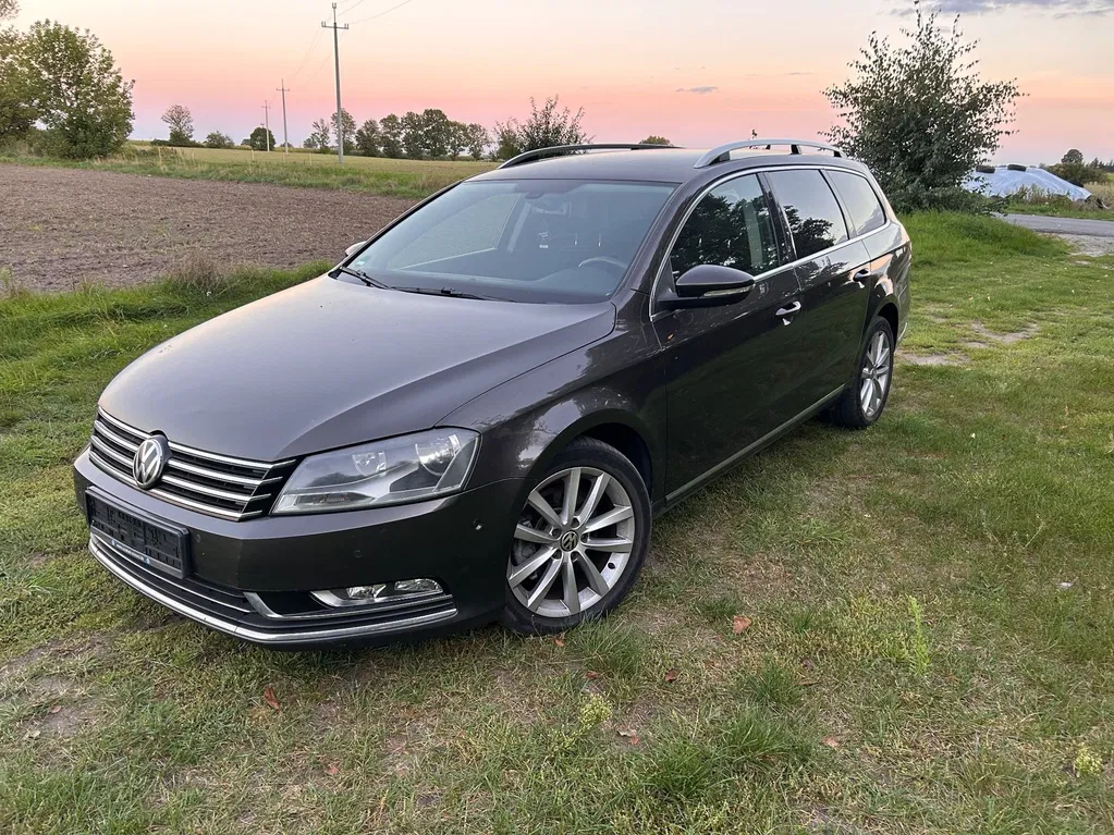 Zdjęcie: 2012 Volkswagen Passat